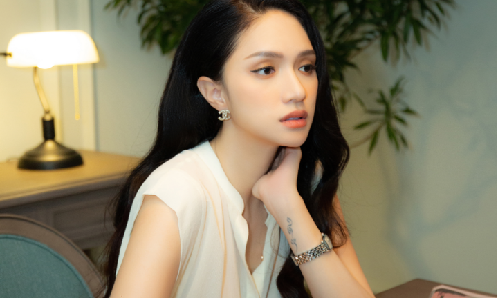 Hương Giang: Sức khỏe sa sút do mải mê chạy show