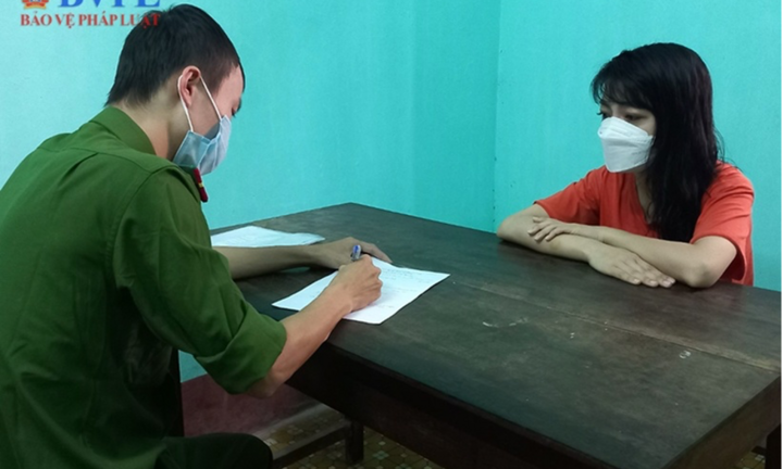 Bắt người phụ nữ môi giới bán dâm giá 4 triệu đồng
