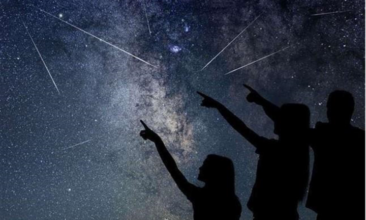 Đêm nay có mưa sao băng rực rỡ nhất năm 2023