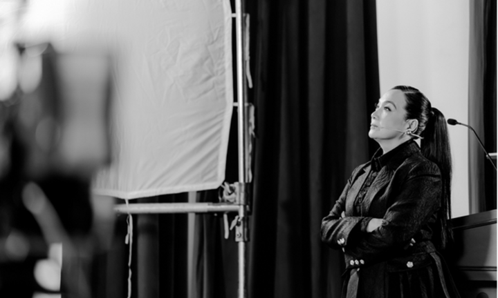 NSND Lê Khanh công bố dừng đóng phim sau 40 năm