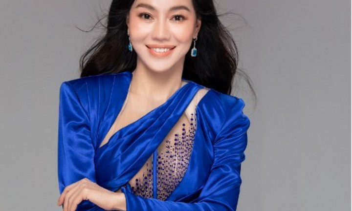 Hoa hậu Thanh Thủy phẫu thuật thẩm mỹ, “Bà trùm” Sen Vàng nói gì?