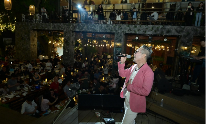 Jimmii Nguyễn chính thức lên tiếng về việc hát lậu