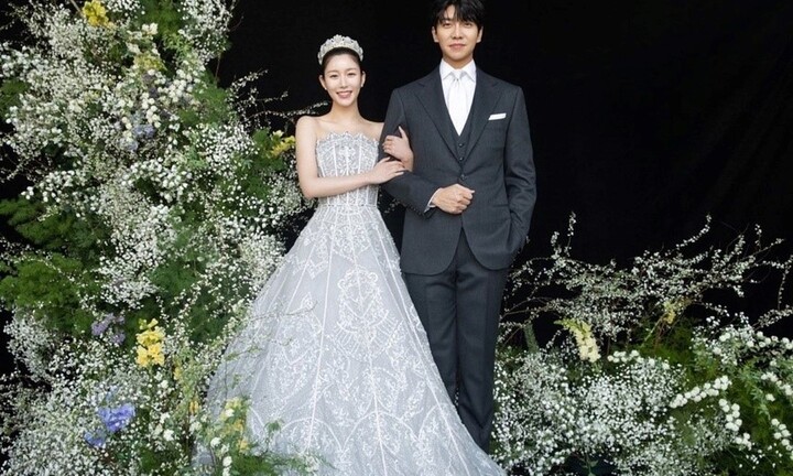 Lee Seung Gi và Lee Da In tiếp tục nhận chỉ trích