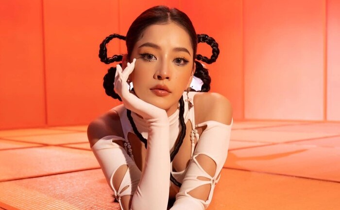 Còn quá sớm để đánh giá Chi Pu qua Tỷ Tỷ Đạp Gió Rẽ Sóng