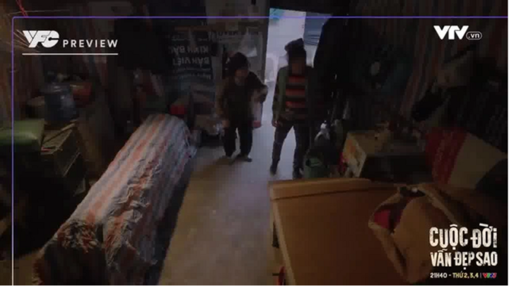 'Cuộc đời vẫn đẹp sao' tập 14: Bình sợ phát khiếp khi đi thuê phòng trọ mới