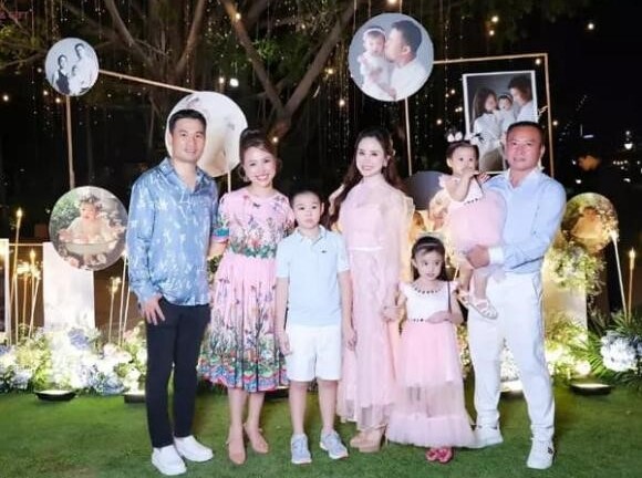 Ca sĩ Vy Oanh lần đầu xuất hiện sau ồn ào đời tư
