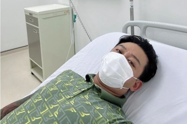 Ăn chay trong 18 ngày, ca sĩ Tuấn Hưng nhập viện do kiệt sức