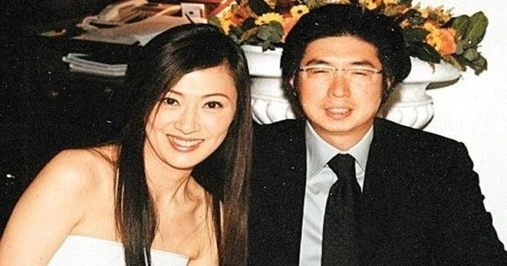 Lùm xùm Á hậu Tuệ Nghi tranh chấp ly hôn với chồng đại gia