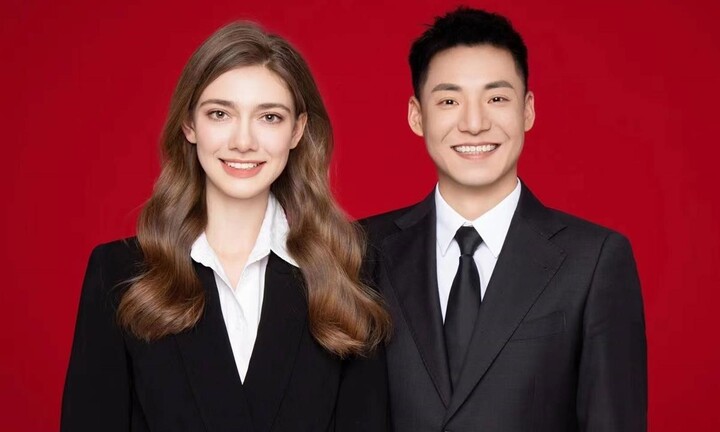 Chàng nông dân 36 tuổi gây sốc khi lấy vợ người mẫu kém 14 tuổi người Belarus