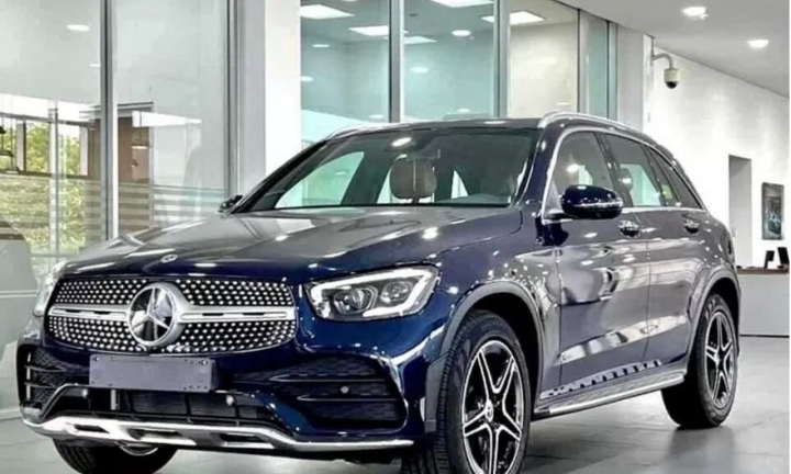 4.407 xe Mercedes-Benz phải quay về xưởng vì lỗi bơm nhiên liệu
