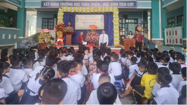 Đề xuất tăng thu nhập cho giáo viên tiểu học dạy chương trình giáo dục phổ thông mới tại TP.HCM