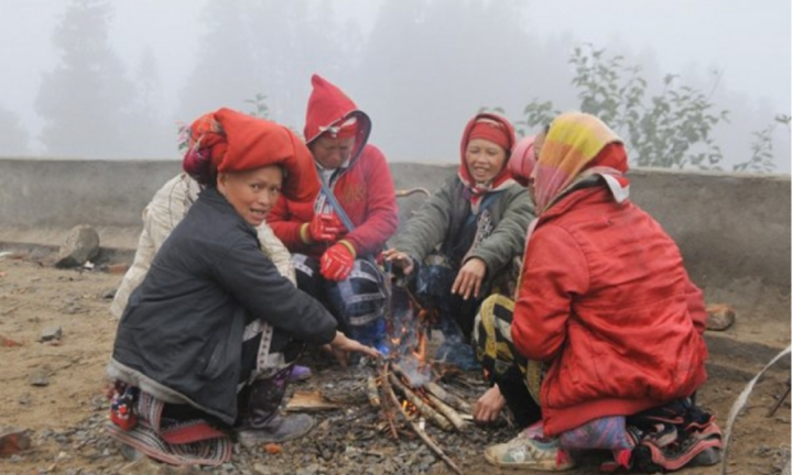 Không khí lạnh tăng cường, miền Bắc trời mưa và rét