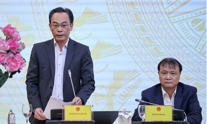 Thứ trưởng Bộ GD&ĐT: Vụ học sinh xúc phạm cô giáo ở Tuyên Quang rất nghiêm trọng, không thể chấp nhận