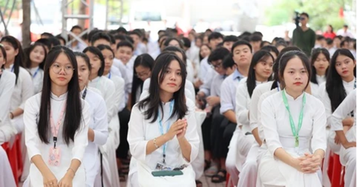 Hiệu trưởng một trường ĐH tại TP.HCM nói gì về việc học sinh THPT có thể học tín chỉ đại học?