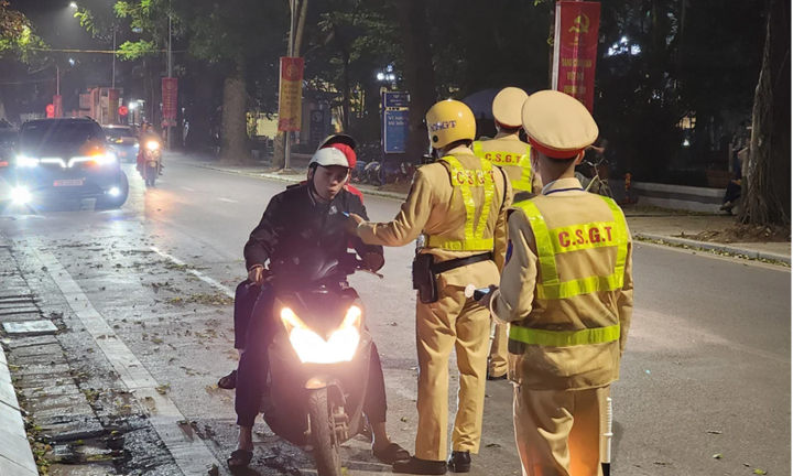 Ngày đầu nghỉ Tết, CSGT xử lý gần 2000 tài xế