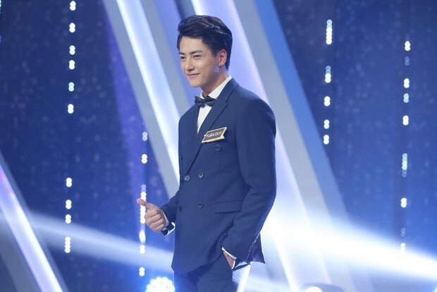 Hot boy phố Minh Khai gây sốt trong  "Người ấy là ai " tuyên bố  "đường ai nấy đi " với vợ