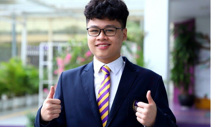 Lọt top 25 “nhà giao dịch chứng khoán” xuất sắc, nam sinh lớp 11 nhận thư mời sang Mỹ thi trực tiếp