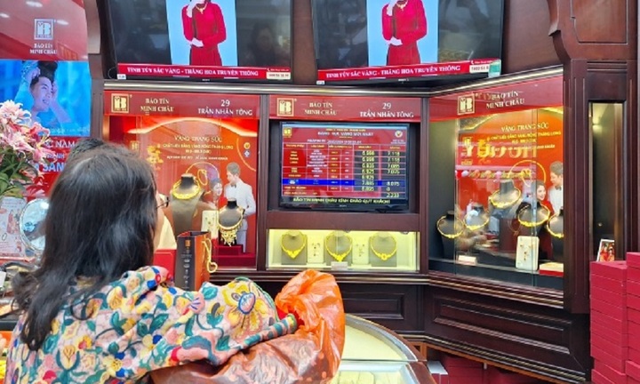 Vàng nhẫn tăng bứt phá, nhà đầu tư đi bán vàng chốt lời 