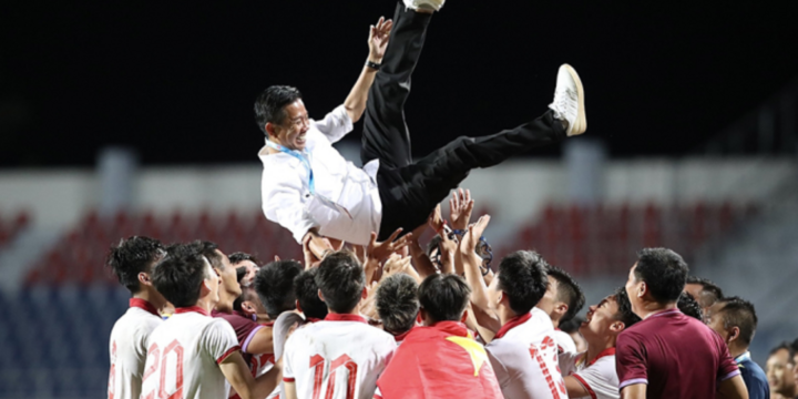 Công bố danh sách U23 Việt Nam, nhiều trò cưng của ông Troussier bị gạch tên