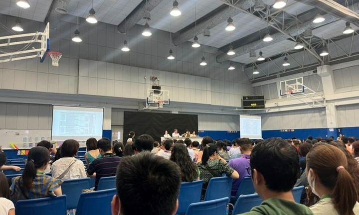 Phụ huynh Trường Quốc tế Mỹ Việt Nam nhận được thông báo tiếp tục cho con nghỉ học