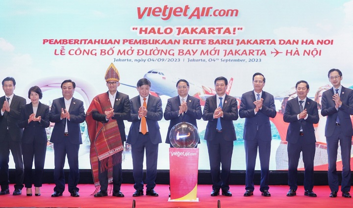 Vietjet công bố báo cáo kiểm toán 2023, doanh thu hàng không 53,7 nghìn tỷ, lợi nhuận 471 tỷ đồng