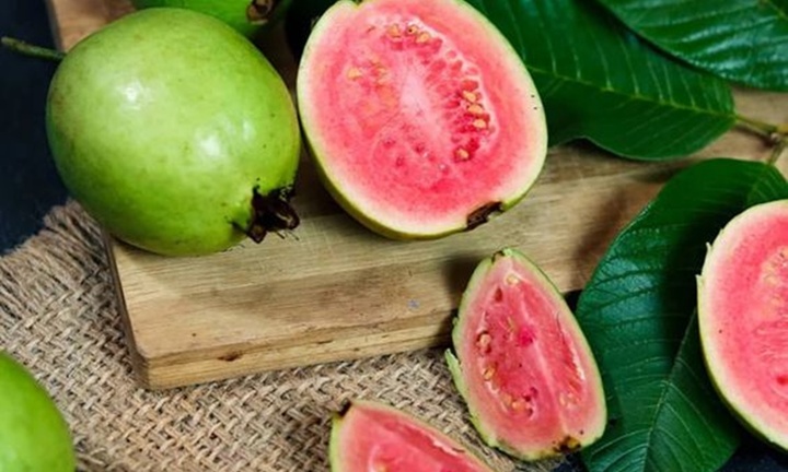 Quả ổi cực tốt cho sức khỏe nhưng không phải ai cũng nên ăn