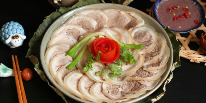 Cách luộc thịt heo thơm ngon không phải ai cũng biết