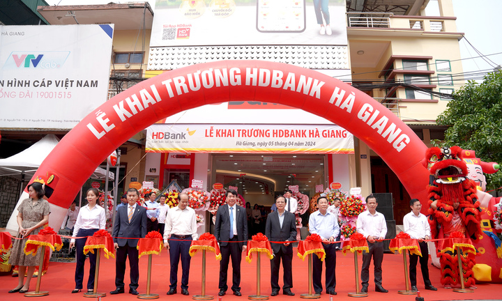 HDBank đặt Chi nhánh đầu tiên tại cửa ngõ phía Bắc của Tổ quốc