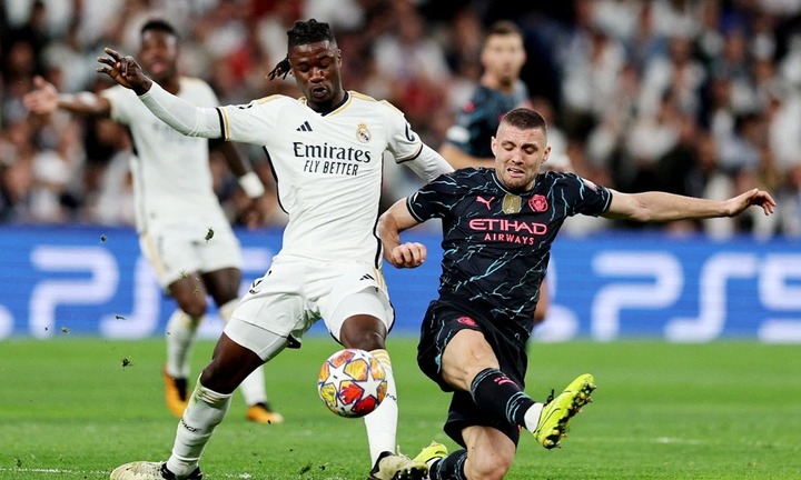 Đương kim vô địch Man City tạm chiếm ưu thế trước Real Madrid