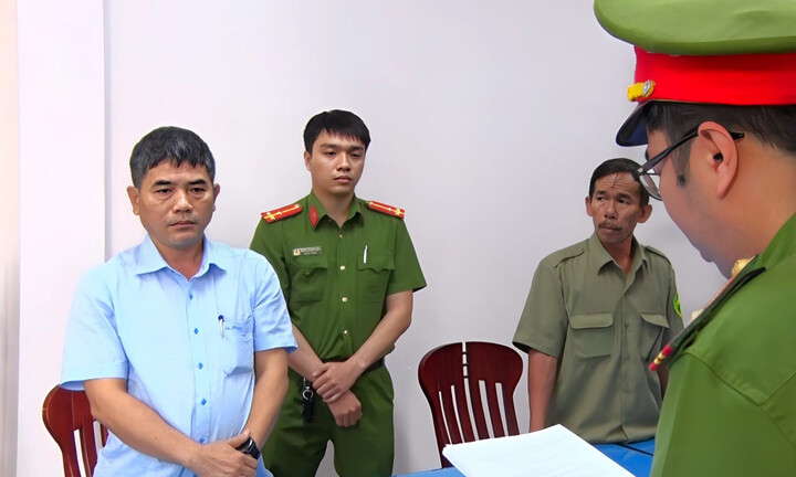 Bắt Phó trưởng Ban quản lý Khu kinh tế Dung Quất về tội nhận hối lộ
