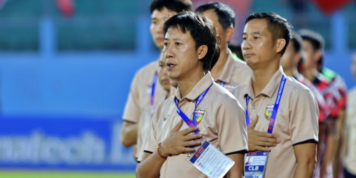 Bỏ họp báo, nhà cầm quân của Hồng Lĩnh Hà Tĩnh nhận án phạt