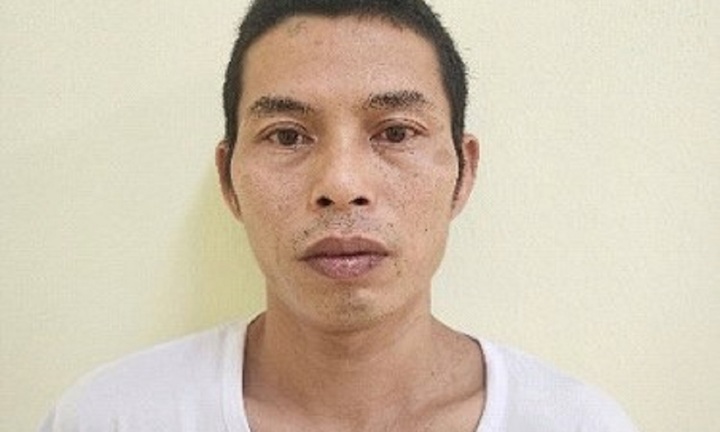 Mượn xe bạn đi có việc, người đàn ông bán xe bạn lấy tiền tiêu xài