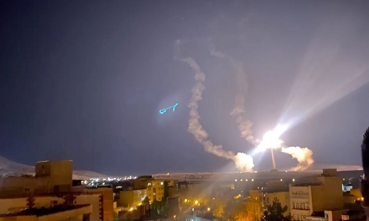 Hé lộ CÁC vũ khí được Iran sử dụng khi tấn công Israel