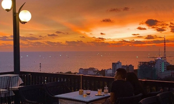 Top 9 quán cafe view đẹp, ngắm hoàng hôn cực chill tại Phú Quốc