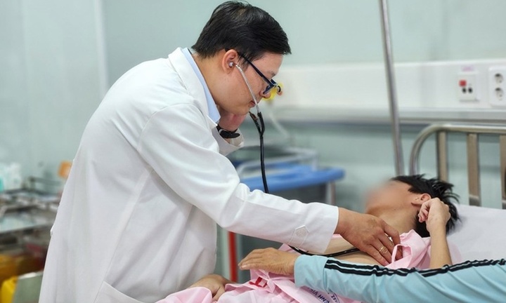 Thiếu niên 15 tuổi chấn thương thận nặng khi đi chơi Vũng Tàu