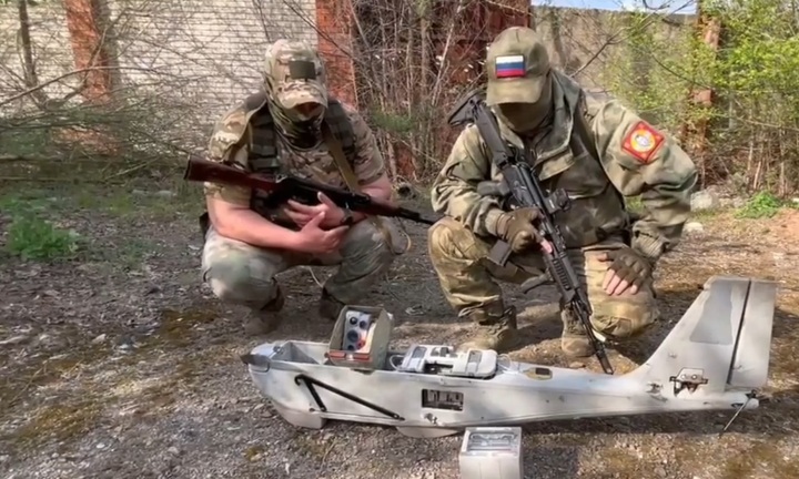 Binh sĩ Nga thu giữ UAV trinh sát Mỹ gửi Ukraine