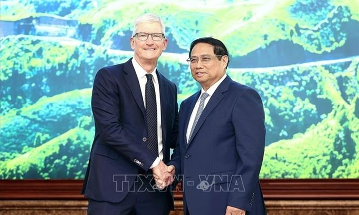 Thủ tướng Phạm Minh Chính tiếp Giám đốc điều hành Apple Tim Cook 