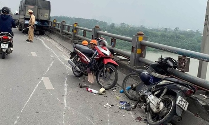 Tin tức tai nạn giao thông mới nhất ngày 18/4: Va chạm giữa hai xe ô tô, một người tử vong tại chỗ