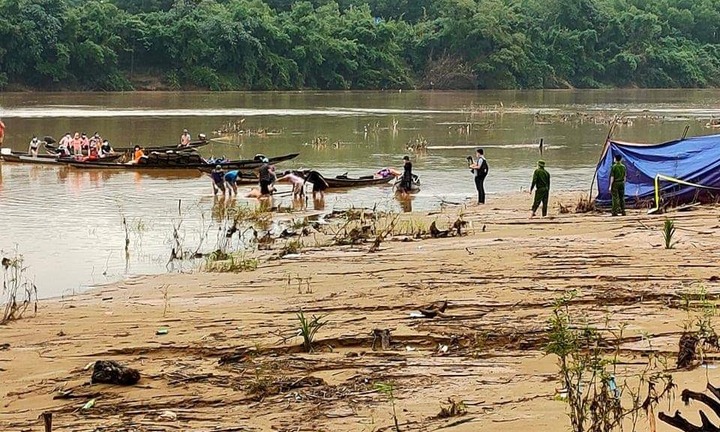 Tin thời sự nóng mới nhất ngày 19/4: Phát hiện thi thể thanh niên 18 tuổi trên sông ở Quảng Trị