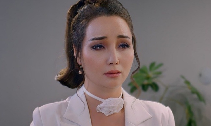 Phim Đóa hoa mong manh lỗ nặng, đạo diễn Mai Thu Huyền nói bị chèn ép suất chiếu