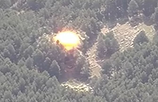 Ukraine khai hỏa hệ thống HIMARS, phá hủy pháo tự hành Nga 