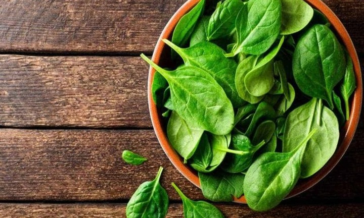 Những tác hại với sức khỏe khi ăn quá nhiều rau chân vịt không phải ai cũng biết