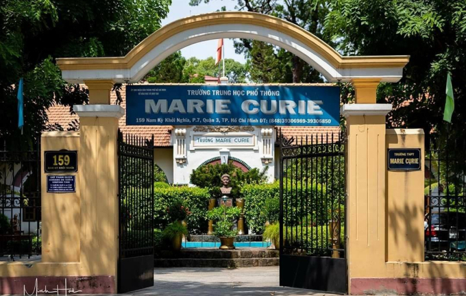 Hiệu trường Trường THPT Marie Curie nói gì về đề thi Văn 10 dài 3 mặt A4 của trường
