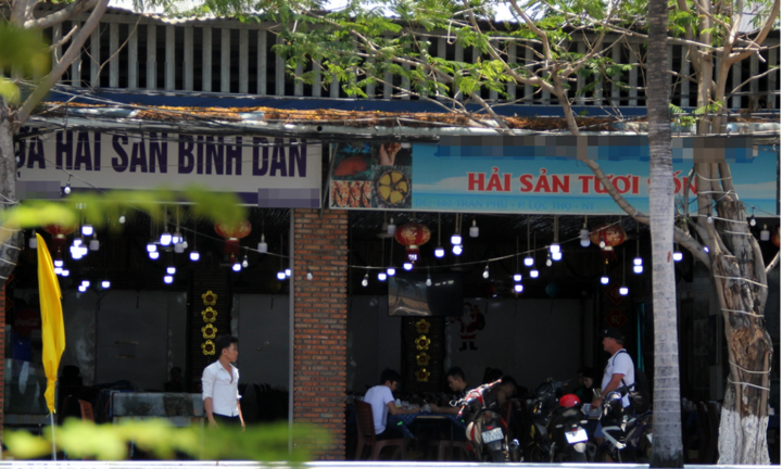 Thông tin mới nhất trong vụ 3 taxi chở khách đến quán hải sản 