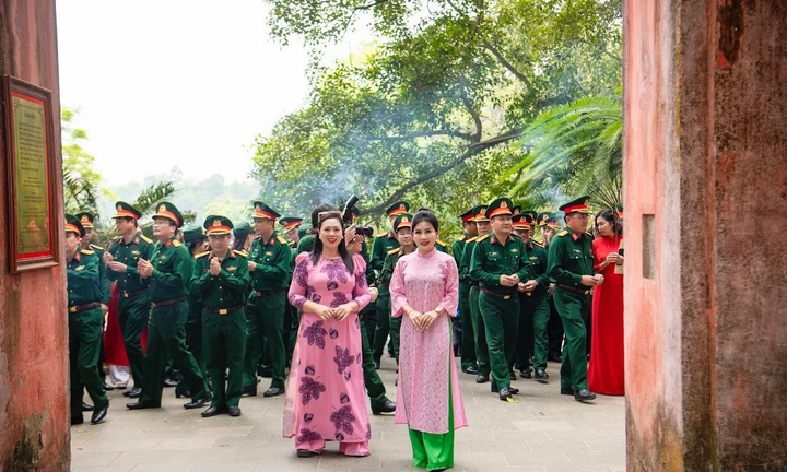 CEO Nguyễn Thu Hồng tham gia các hoạt động cộng đồng đại lễ Giỗ tổ Hùng Vương