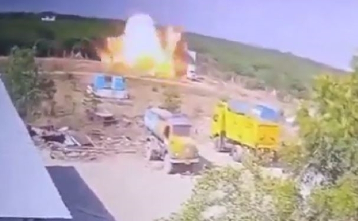 Khoảnh khắc nổ lớn tại mỏ đá khiến ít nhất 3 người thiệt mạng ở Ấn Độ