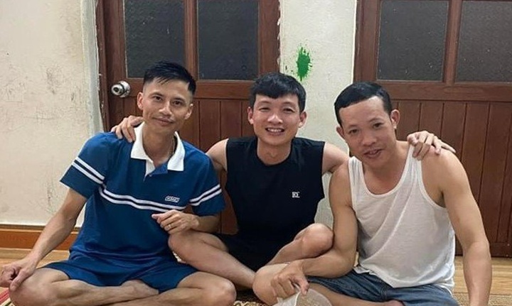 Quảng Ninh: Khen thưởng 2 cán bộ xã cứu du khách đuối nước 