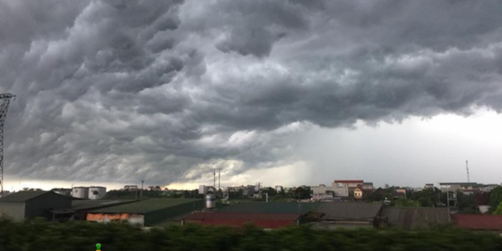 Tin tức dự báo thời tiết hôm nay 3/5: Bắc Bộ mưa rào và dông, Tây Bắc ngày nắng