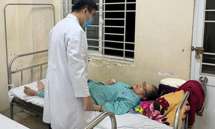 Vụ nghi ngộ độc thực phẩm sau khi ăn bánh mì ở Đồng Nai: 160 bệnh nhân nhập viện