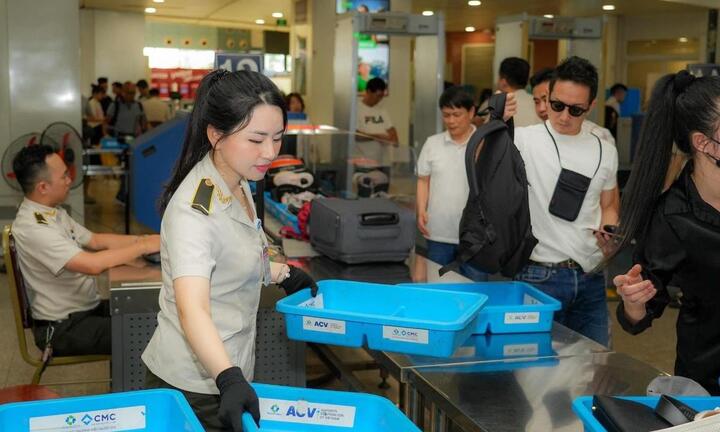 Gần 1,8 triệu hành khách thông qua các cảng hàng không dịp 30/4 -1/5